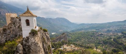 View of the village and lake of Guadalest in Alicante, campsites in Valencia, Spain